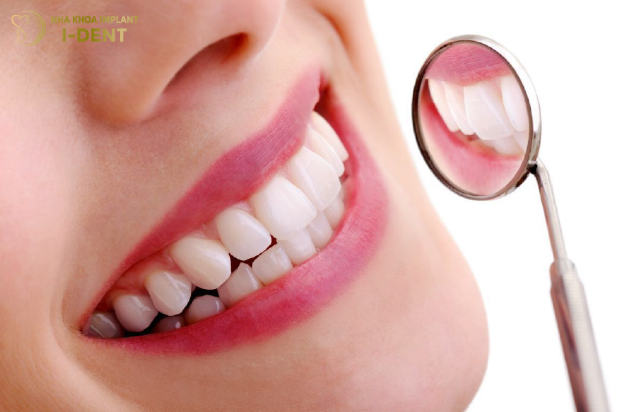 Zirconia là vật liệu có tính tương thích sinh học tốt